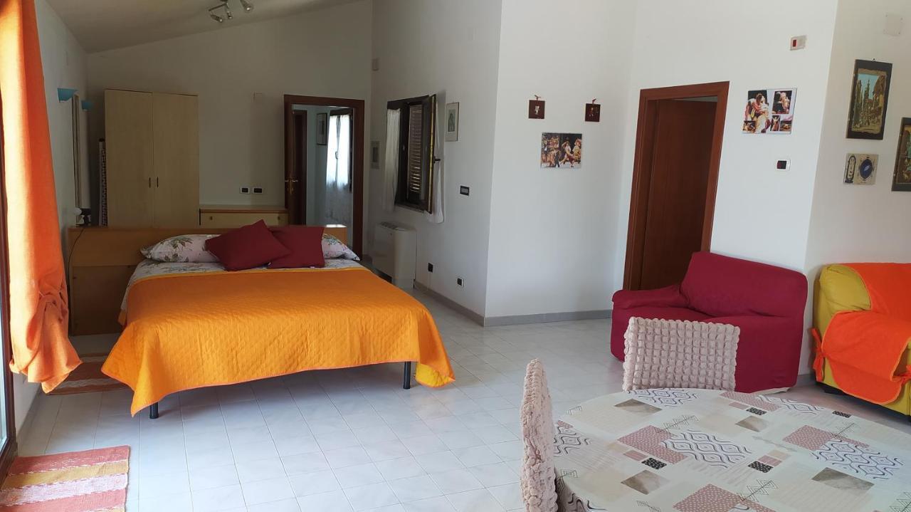 Ferienwohnung Kicaangi Capoterra Exterior foto